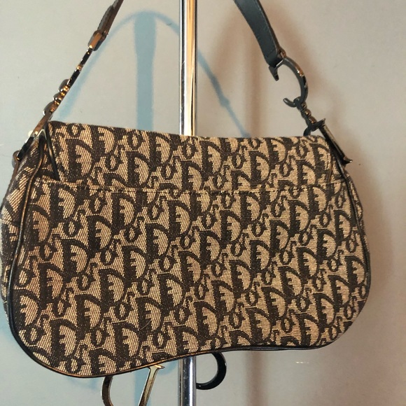 Christian Dior monogram blk purse - Picture 4 of 6